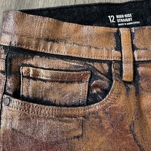 a.n.a High-Rise Straight Leg Jeans in Metallic Bronze